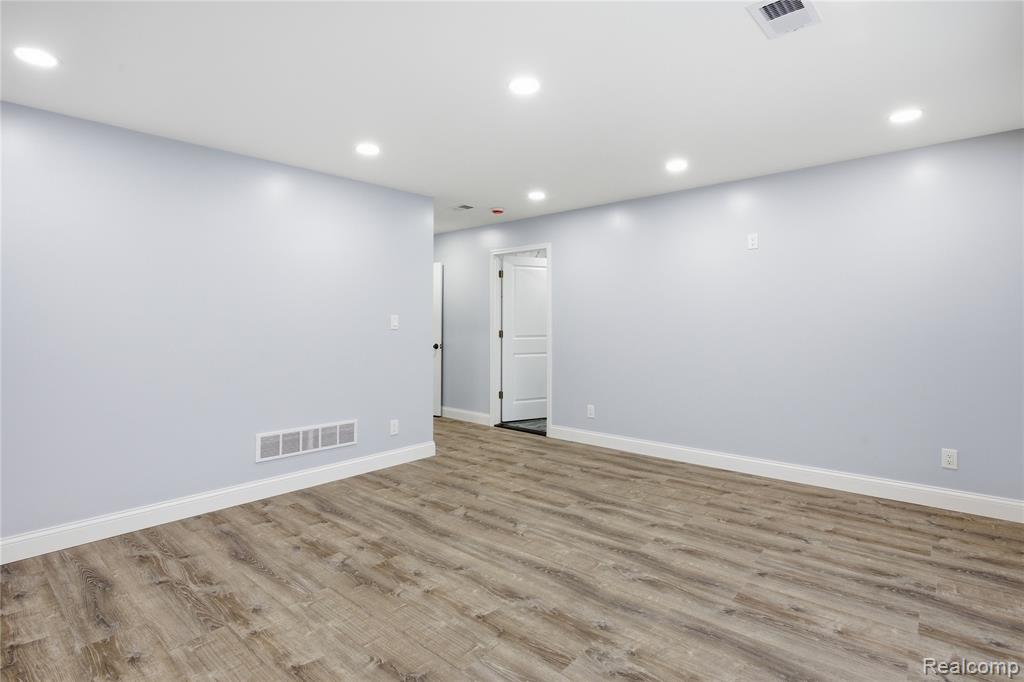 4619 Artley, Canton, MI 48188 — Photo 38