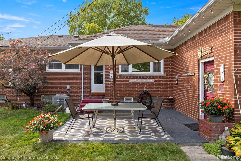 9869 Melbourne Avenue, Allen Park, MI 48101 — Photo 23