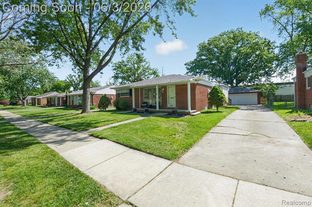 512 Redwood Drive, Troy, MI 48083 — Photo 3
