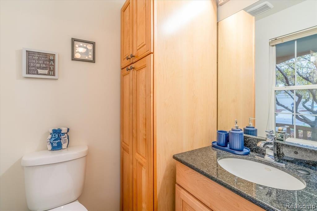 4509 Hunters Circle E, Canton, MI 48188 — Photo 13