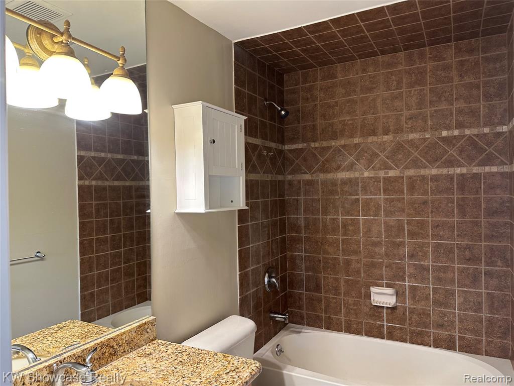 8027 Flagstaff Street, Commerce Twp, MI 48382 — Photo 21
