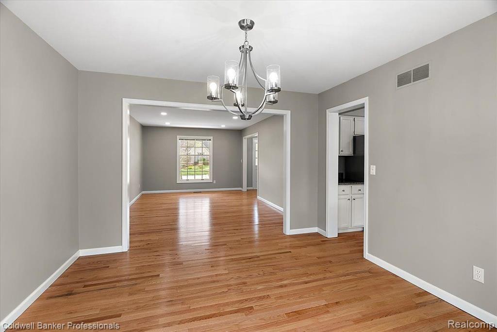 49132 PLUM TREE Drive, Plymouth, MI 48170 — Photo 19
