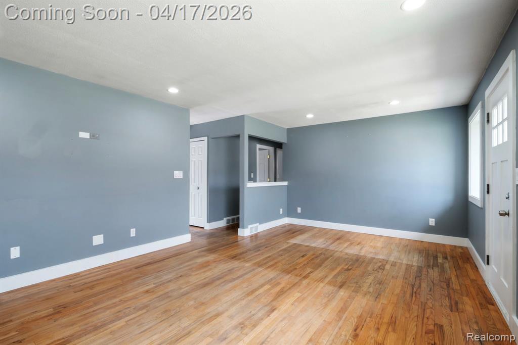 9913 Arcola Street, Livonia, MI 48150 — Photo 19