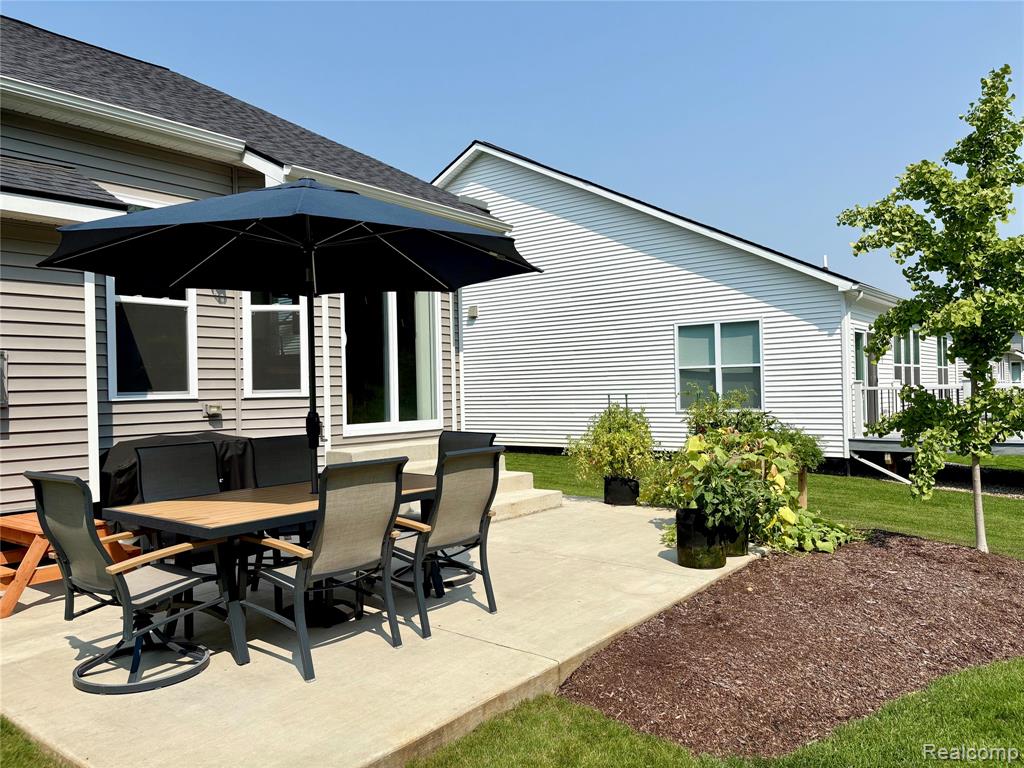 73 Coppice Way, White Lake, MI — Photo 11