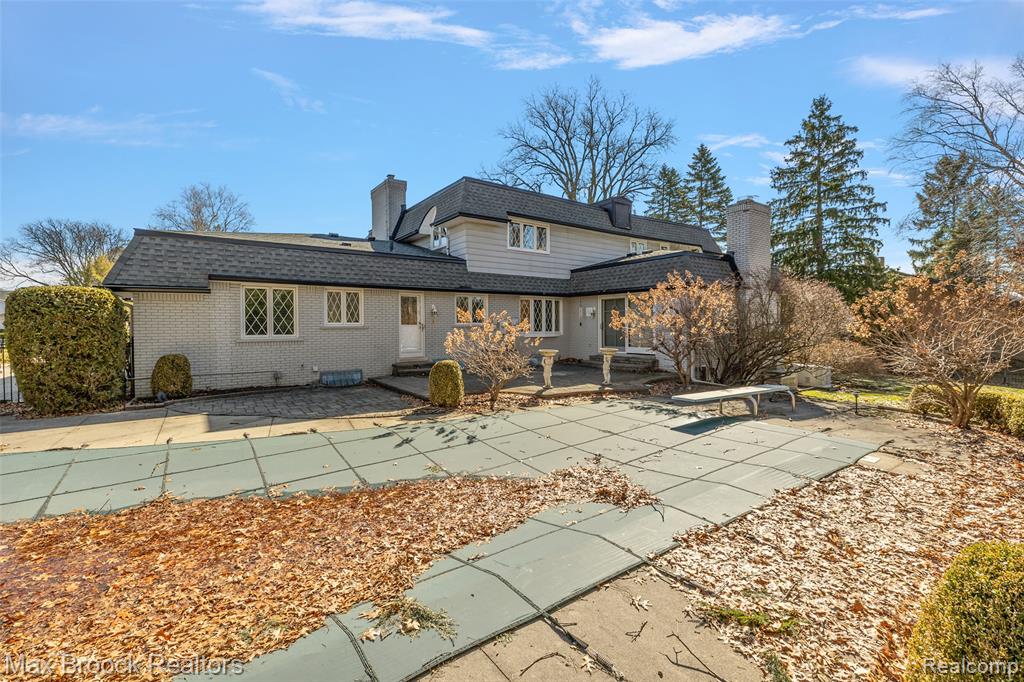 1319 Charrington Road, Bloomfield Hills, MI 48301 — Photo 39