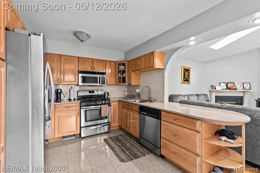 3 Morross Court, Dearborn, MI 48126 — Photo 9