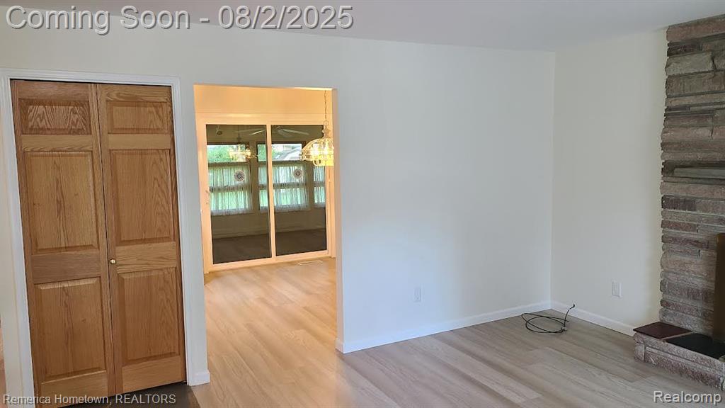 8736 Ringwood Drive, Commerce Twp, MI 48382 — Photo 9