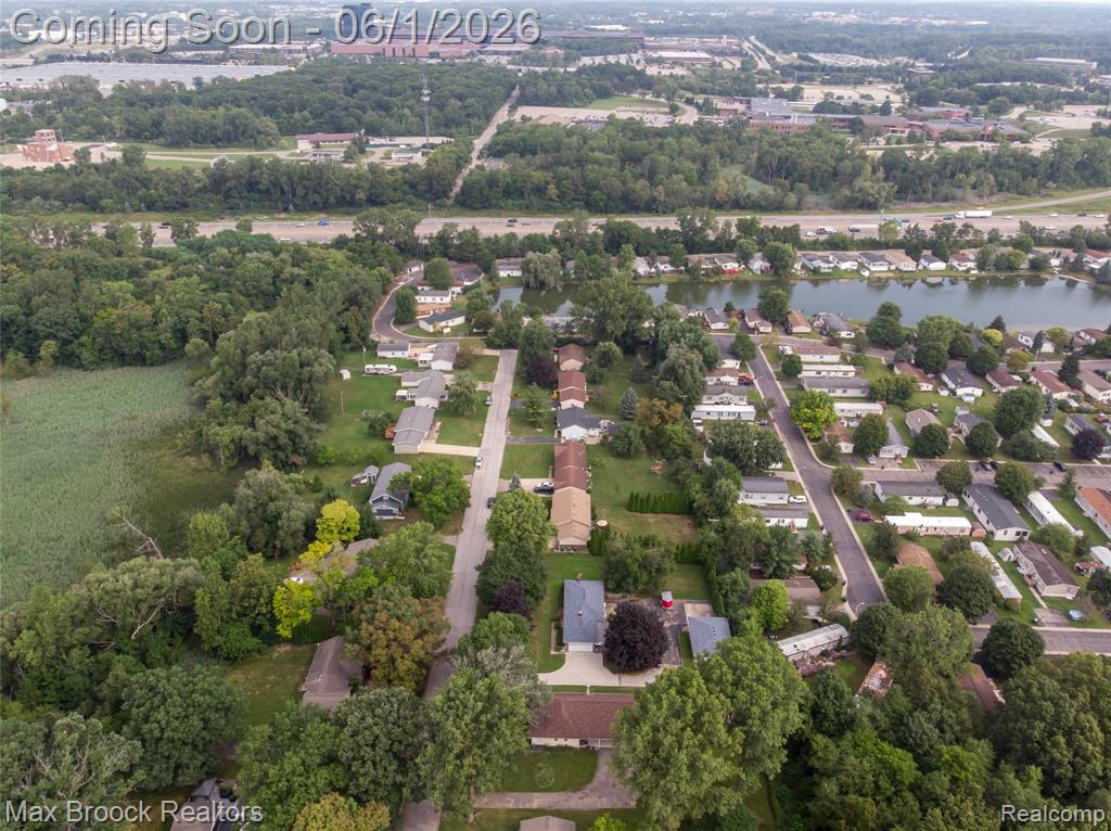 465 Robert Court, Auburn Hills, MI 48326 — Photo 19