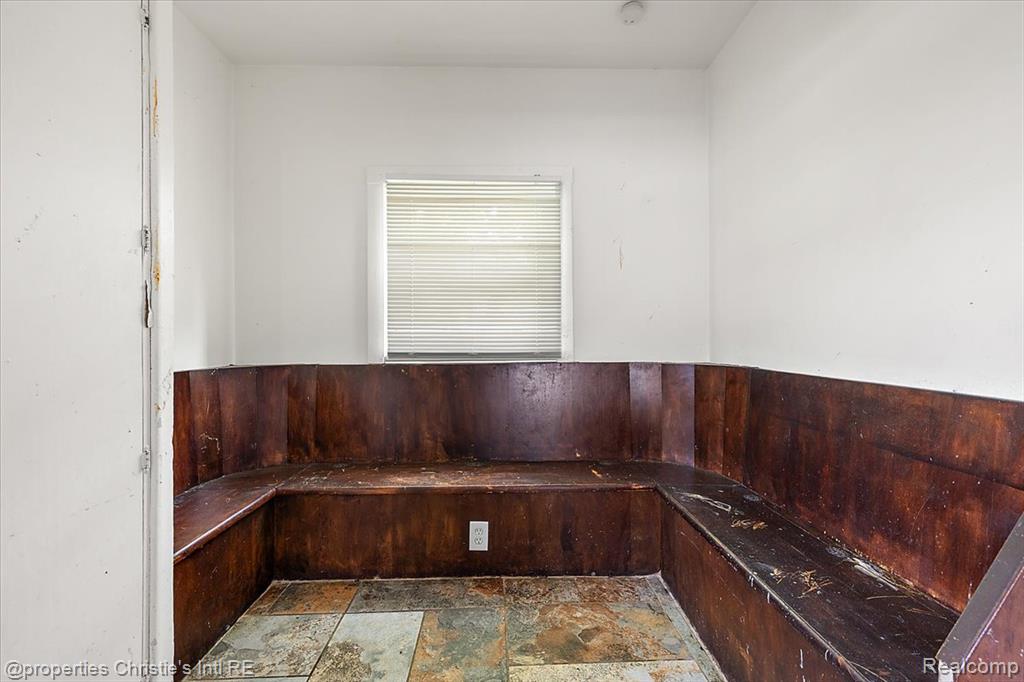 14232 LAUDER Street, Detroit, MI 48227 — Photo 13