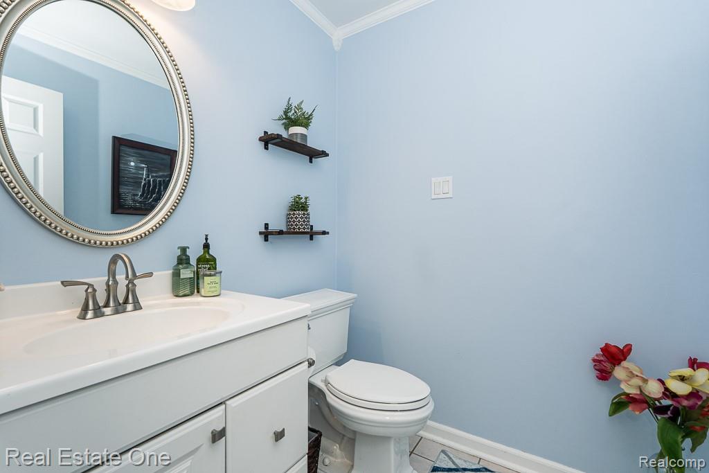 4203 Sugar Grove Court, Troy, MI 48098 — Photo 24