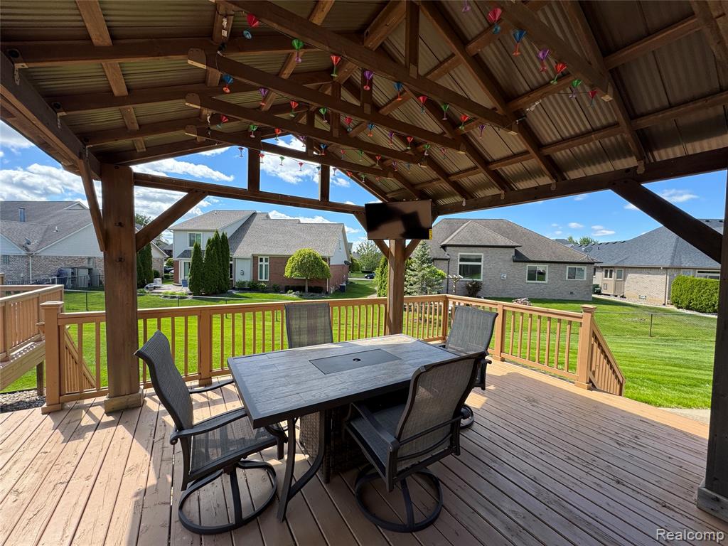 56098 Walker Court, Macomb, MI 48042 — Photo 11
