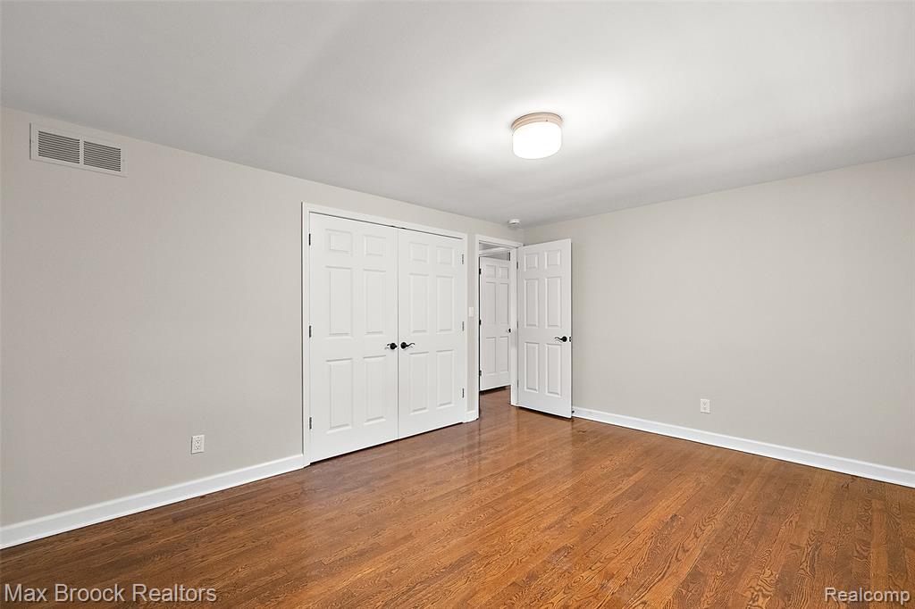 4627 Sunningdale Drive, Bloomfield Hills, MI 48302 — Photo 21