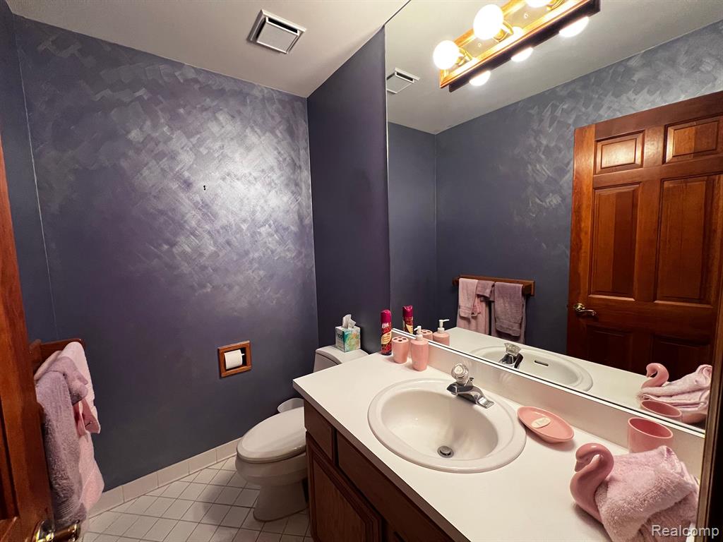 40363 DENBIGH Drive, Sterling Heights, MI 48310 — Photo 33