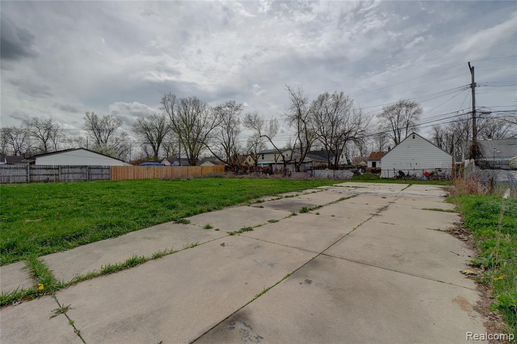 5112 Princess Street, Dearborn Heights, MI 48125 — Photo 25