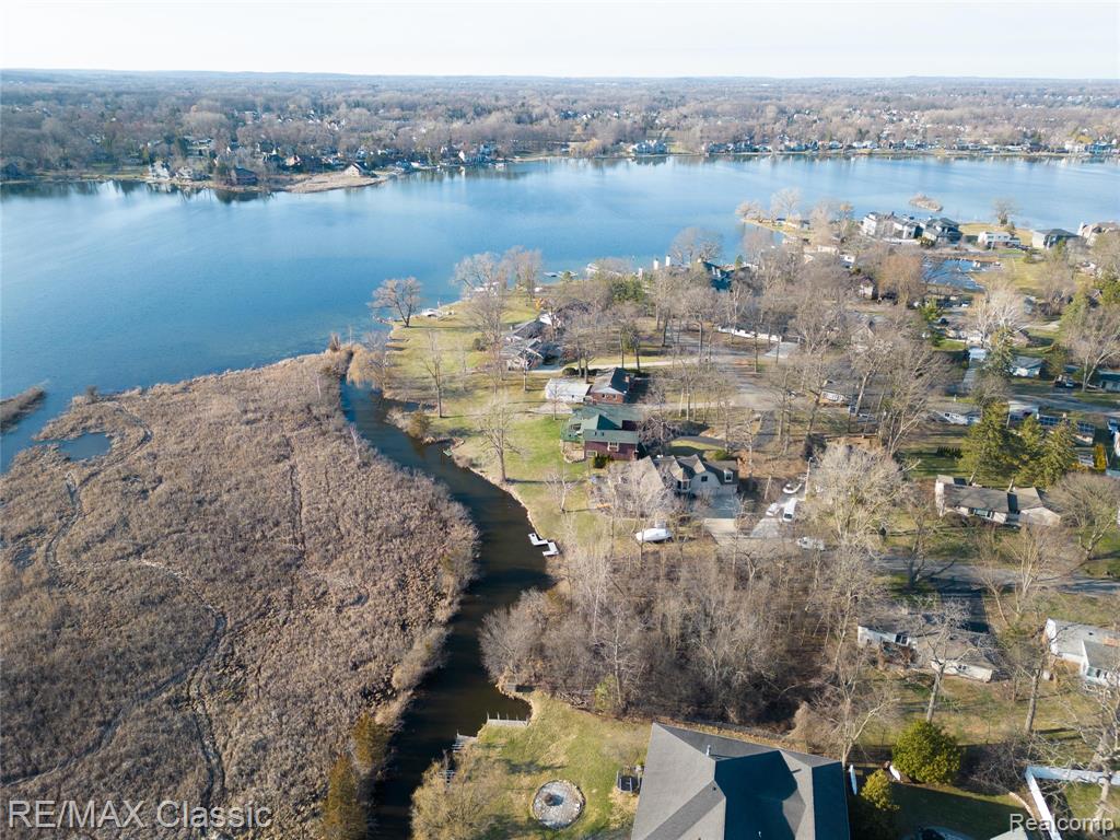 5155 Daron Lane, West Bloomfield, MI 48324 — Photo 37