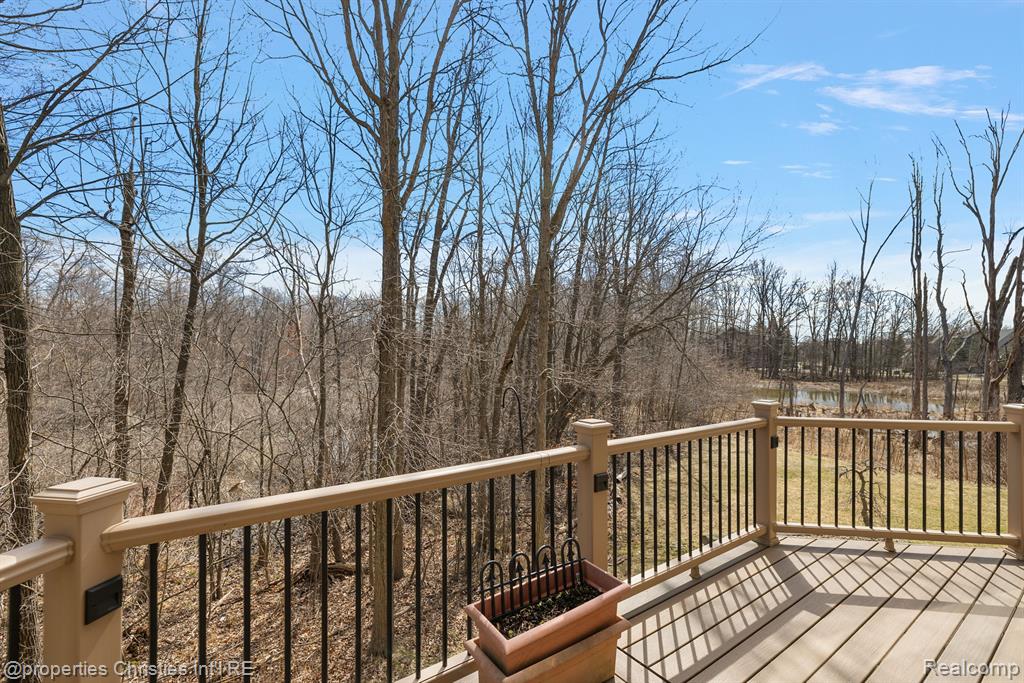 6811 BLAKEWOOD, West Bloomfield, MI — Photo 24