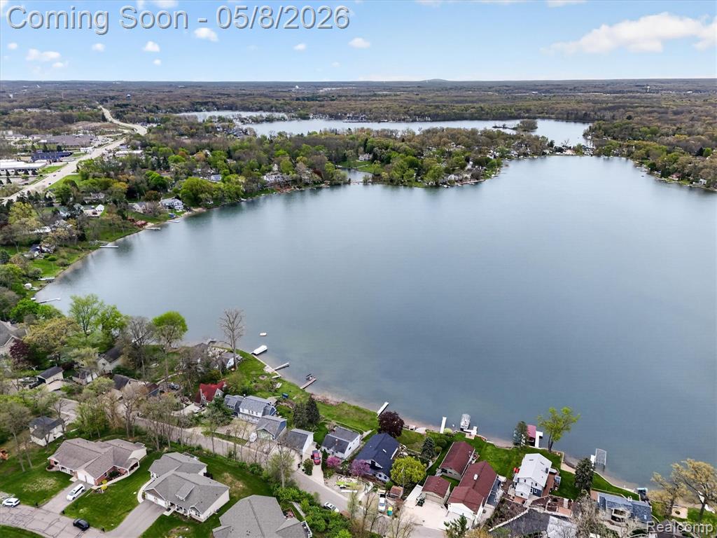 5847 Scenic Bluff Drive, 28, Brighton, MI 48116 — Photo 47