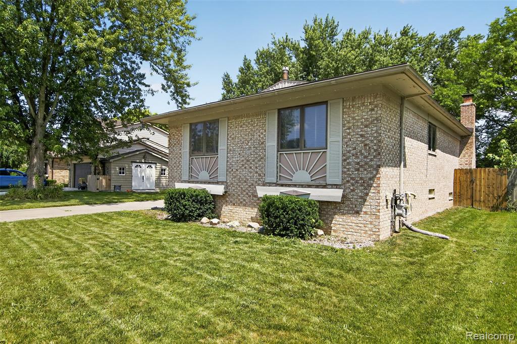 44100 Somerset Square, Canton, MI 48187 — Photo 3