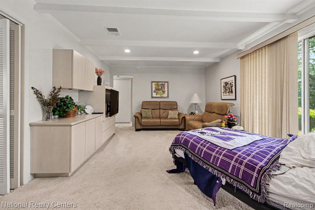 5535 Pembury Lane, West Bloomfield, MI — Photo 8
