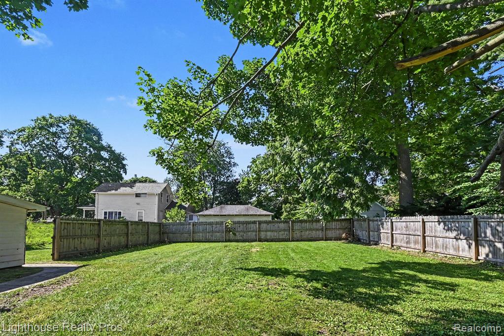 405 W Jefferson Street, Grand Ledge, MI 48837 — Photo 11