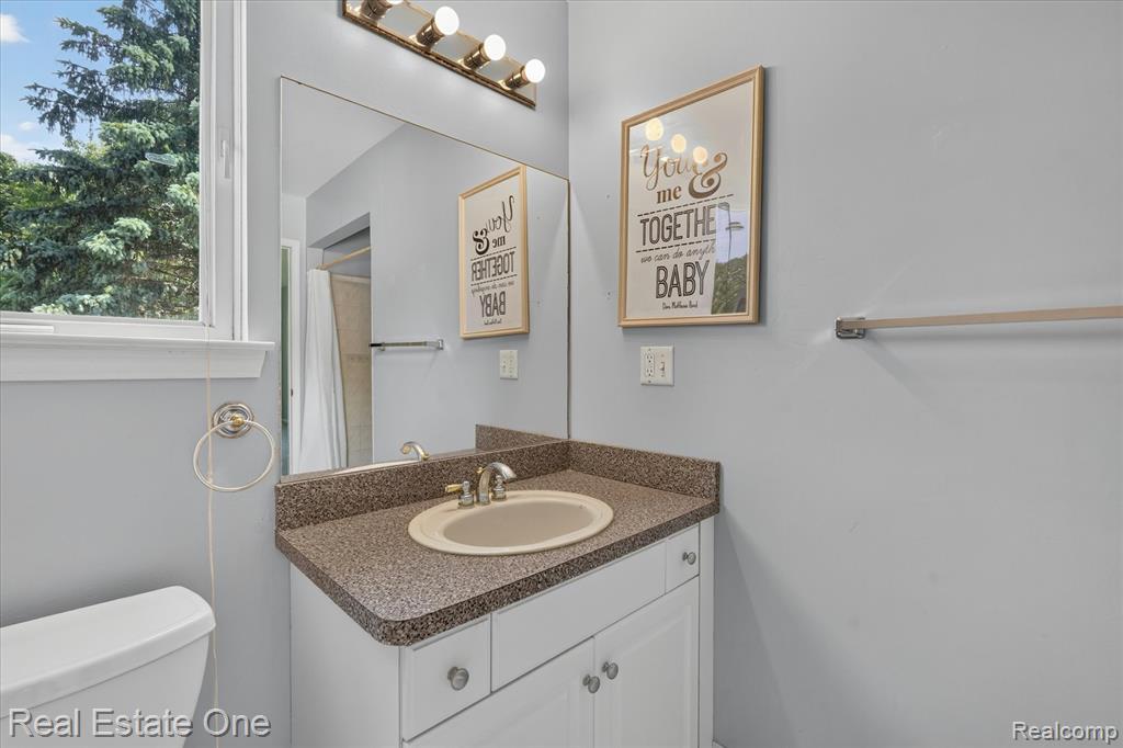9610 Forest Ridge Drive, Clarkston, MI 48348 — Photo 32