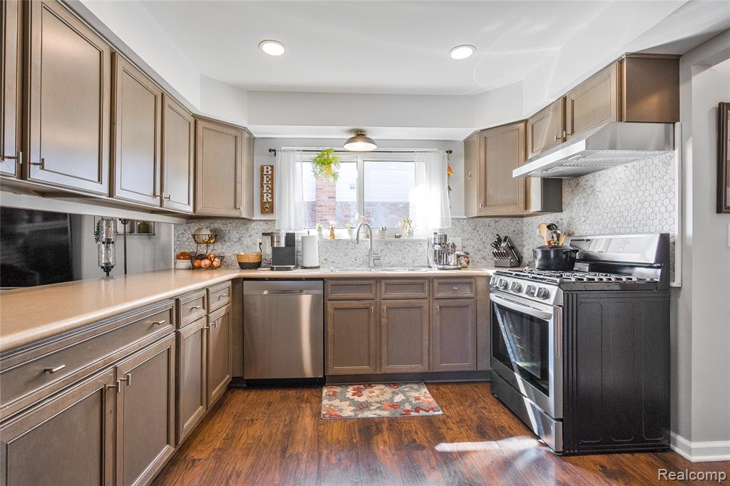 7264 Irongate Road, Canton, MI 48187 — Photo 9
