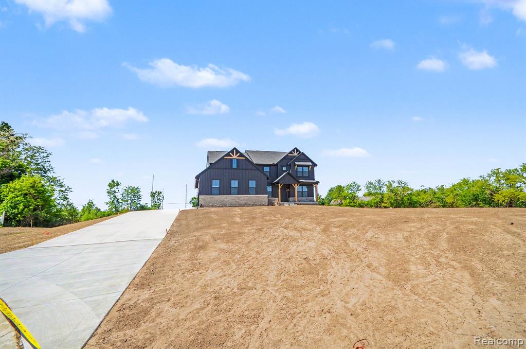 71615 Hidden River Drive, Armada, MI — Photo 48