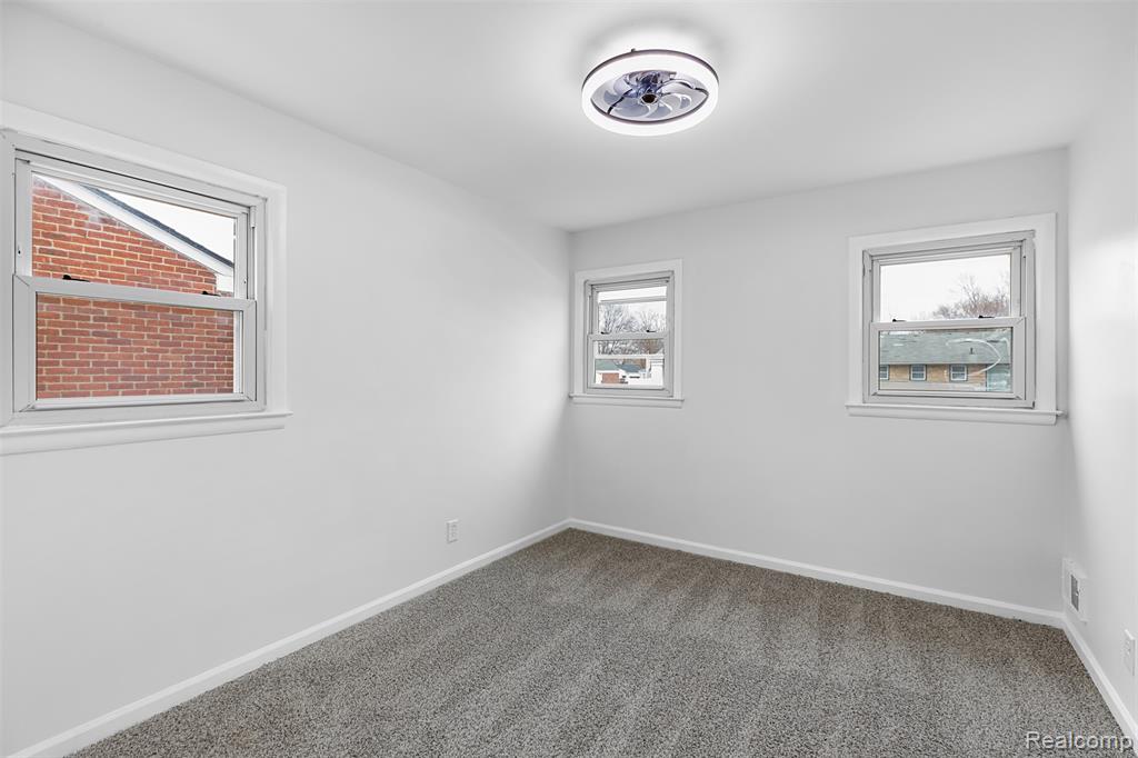 358 Greenwood Street, Inkster, MI 48141 — Photo 14