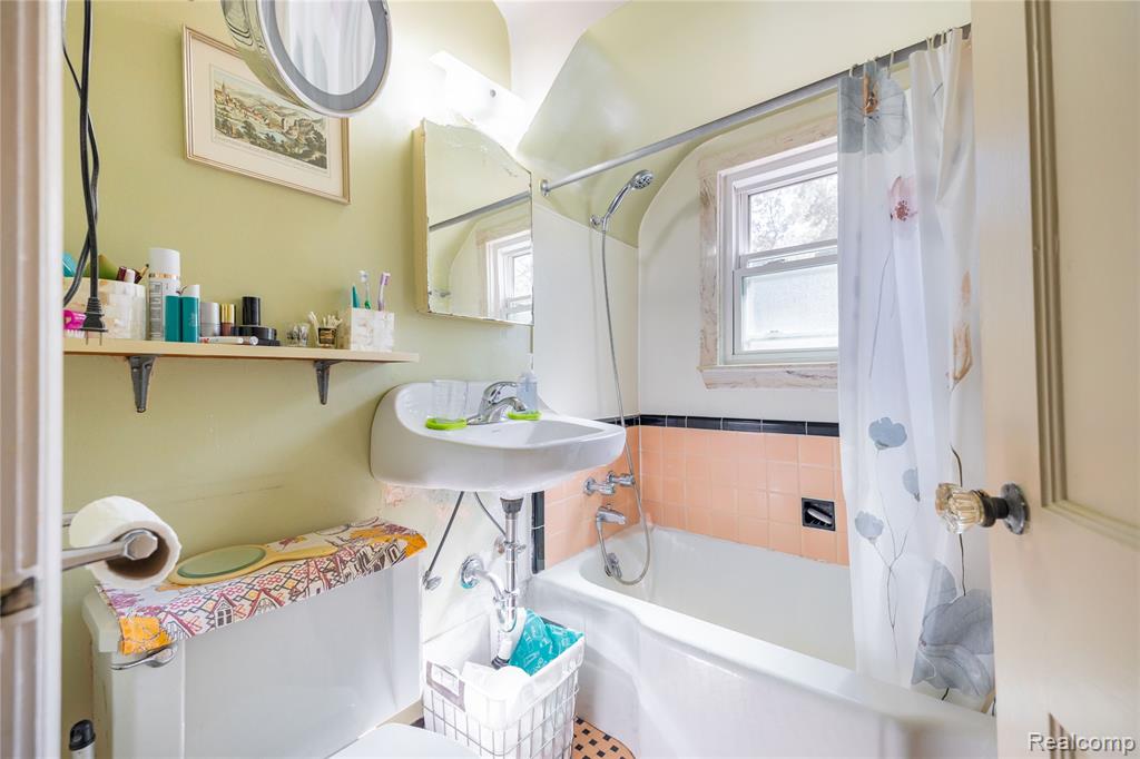 9447 Whitall Lane Road, Grosse Ile, MI 48138 — Photo 14