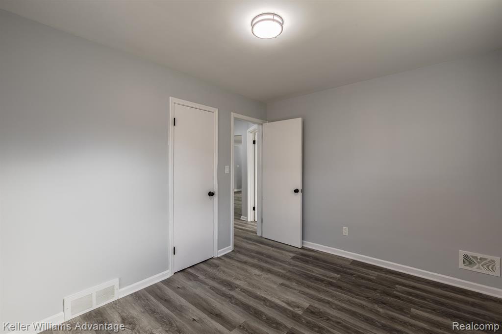 871 Menominee Road, Pontiac, MI 48341 — Photo 20