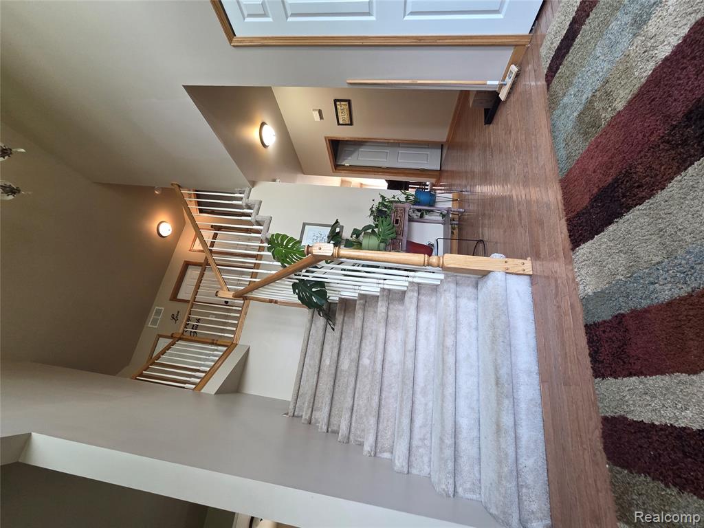 26940 Cedar Run Court, Woodhaven, MI 48183 — Photo 4