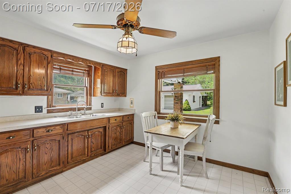 17450 Martinsville Road, Belleville, MI 48111 — Photo 8