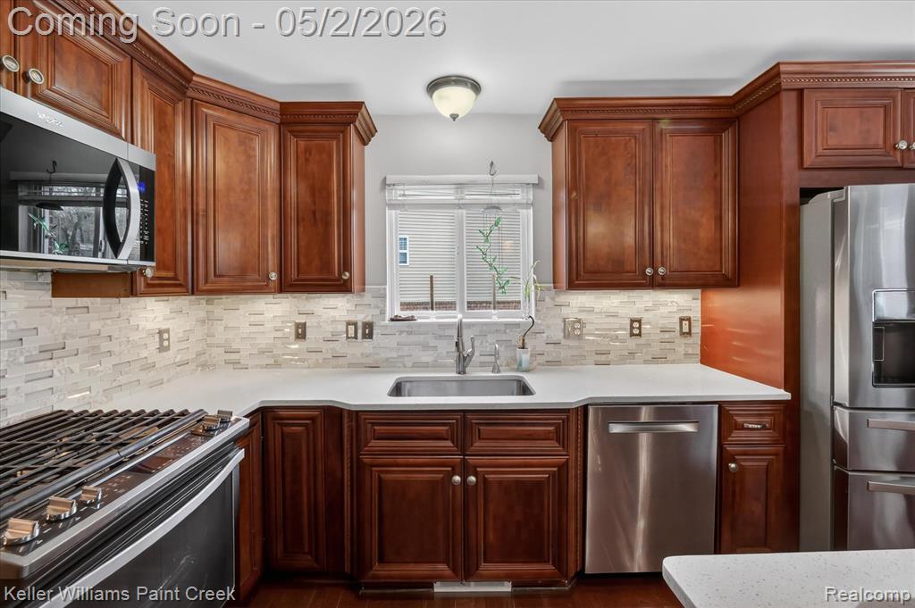 770 Phillips Drive, Oxford, MI 48371 — Photo 14