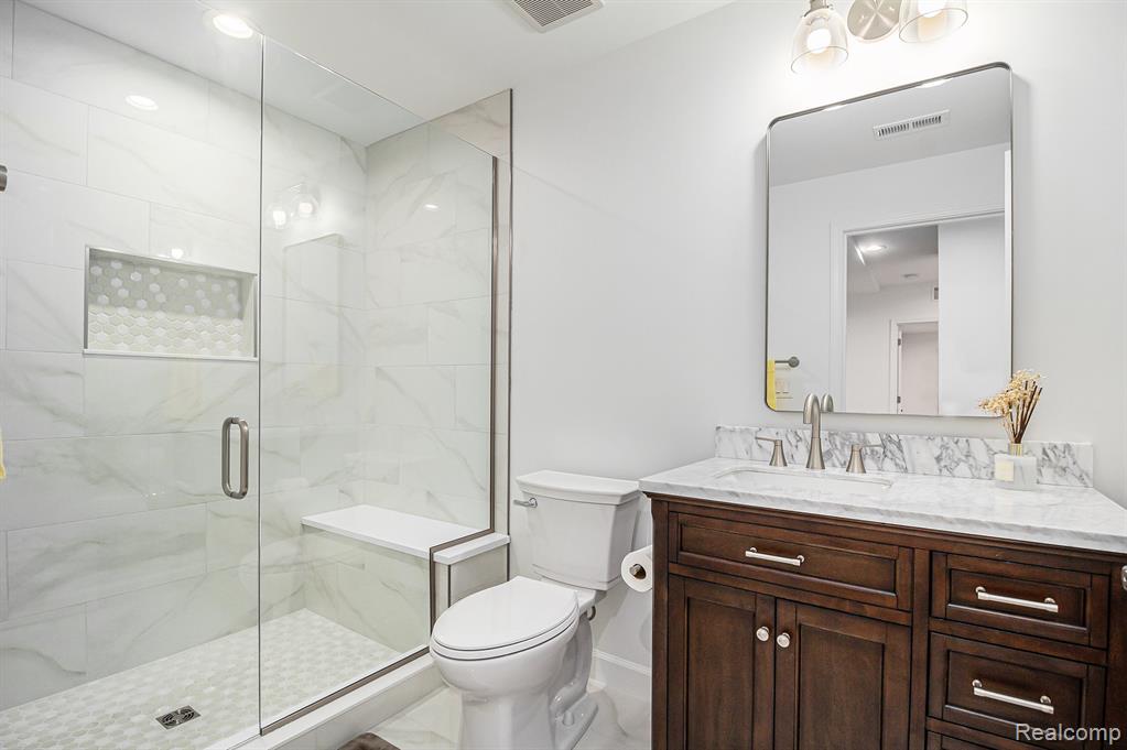 47541 Villa Terrace Court, Novi, MI — Photo 43