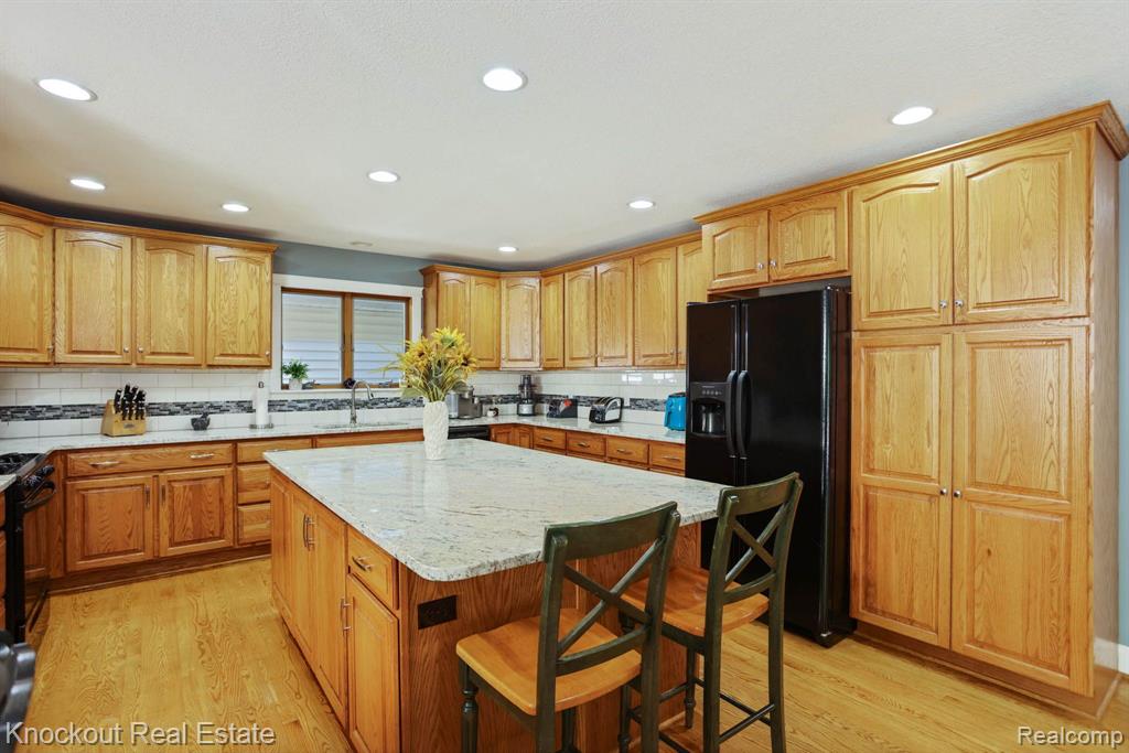 9763 BEECH TREE Lane, Frankenmuth, MI 48734 — Photo 21