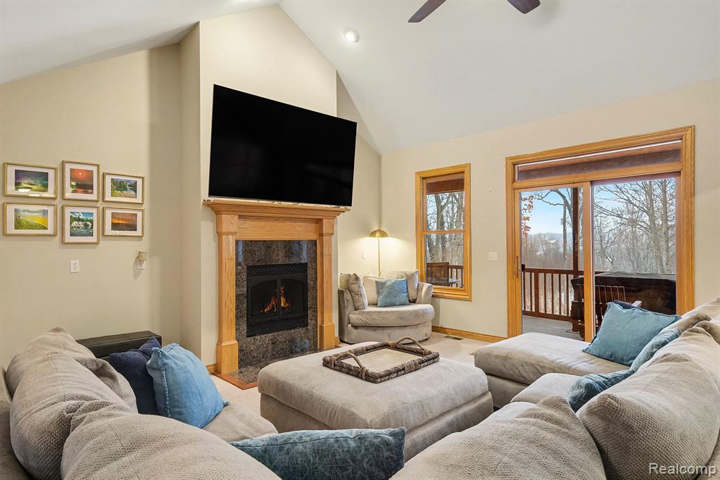 10151 Walnut Shores Drive, Fenton, MI 48430 — Photo 6