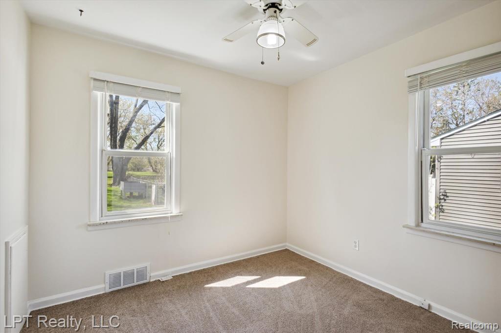 574 WILSON Avenue, Mount Morris, MI 48458 — Photo 17