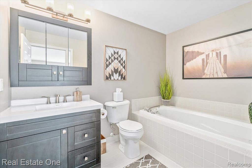 39492 ROCKCREST Lane, Northville, MI 48168 — Photo 34