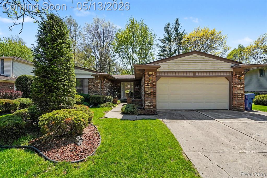 46869 Spinning Wheel Drive, Canton, MI 48187 — front exterior
