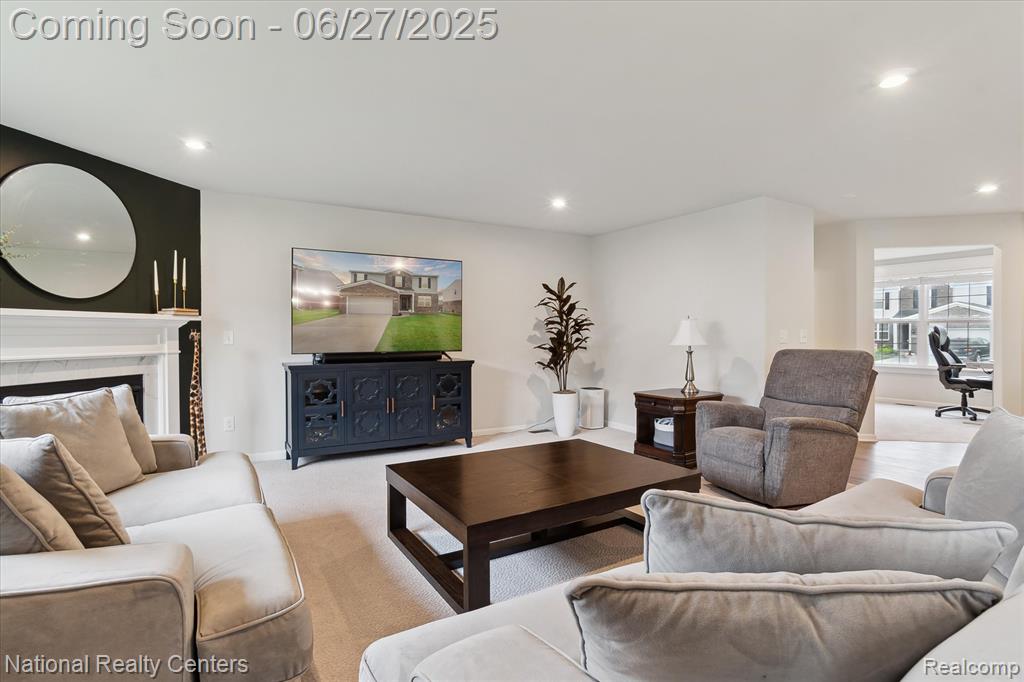 5241 Marie Lane, Sterling Heights, MI 48310 — Photo 10