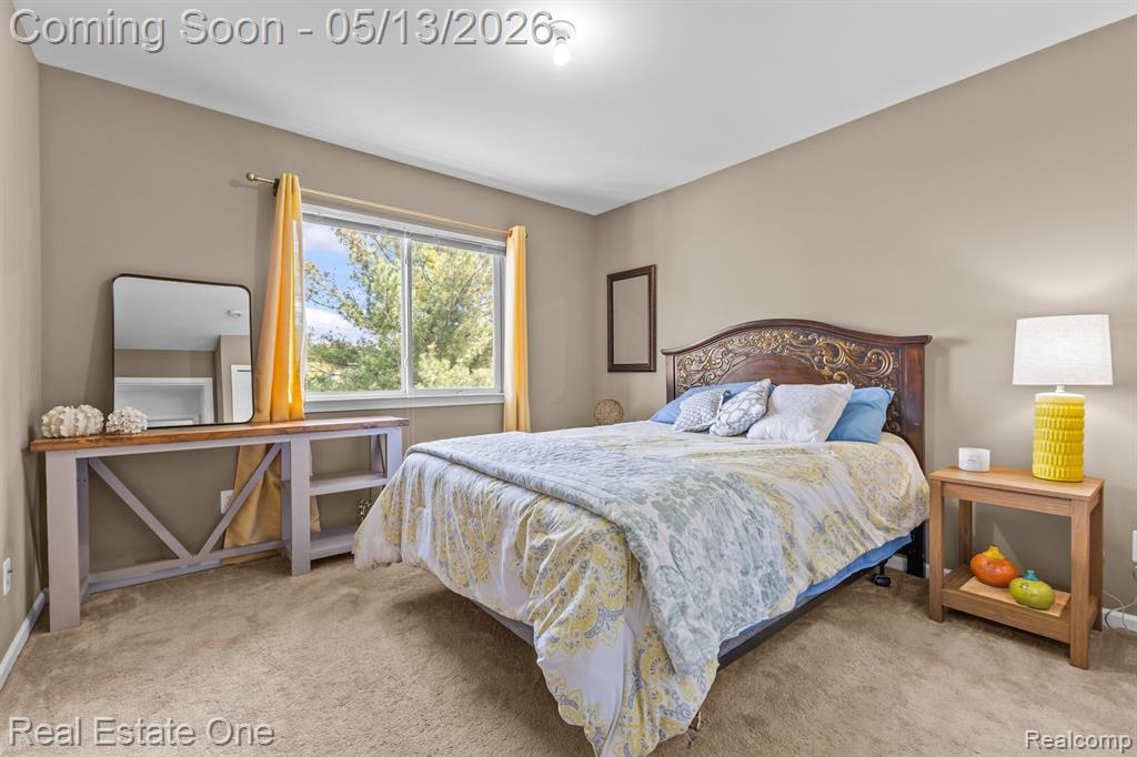 2057 Warbler Court, Commerce Twp, MI 48382 — Photo 24