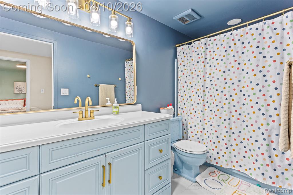 4594 Barcroft Way, Sterling Heights, MI 48310 — Photo 21