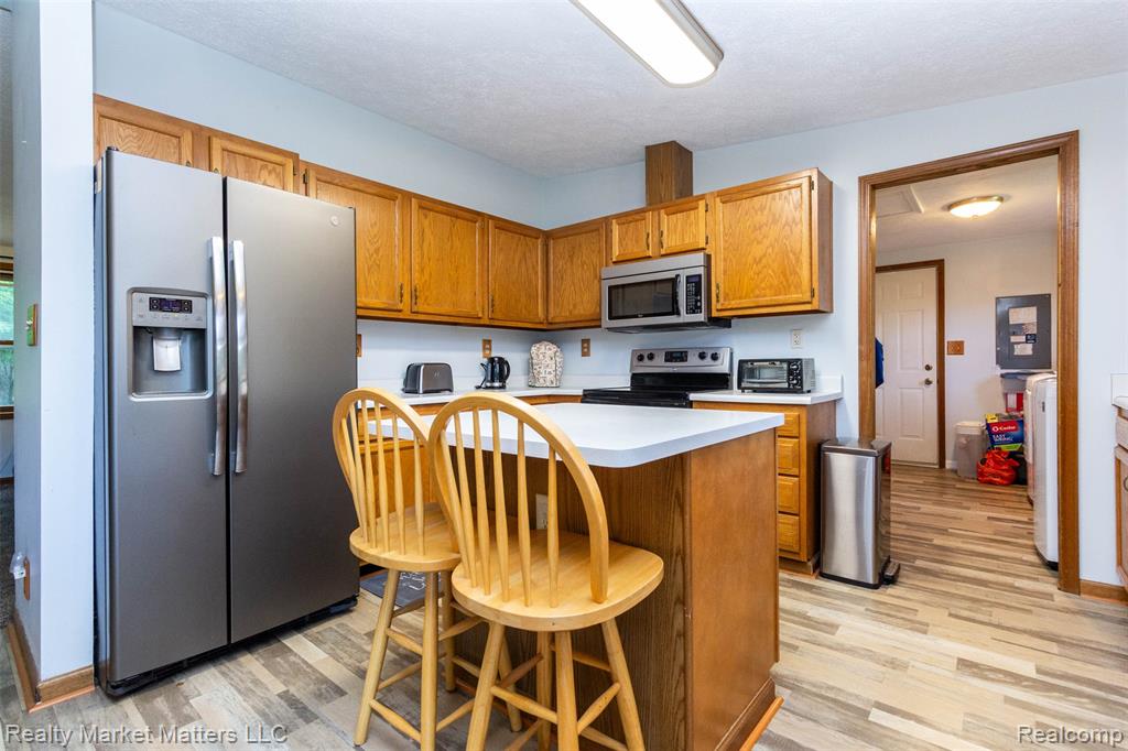 4951 Laur Road, North Branch, MI 48461 — Photo 15