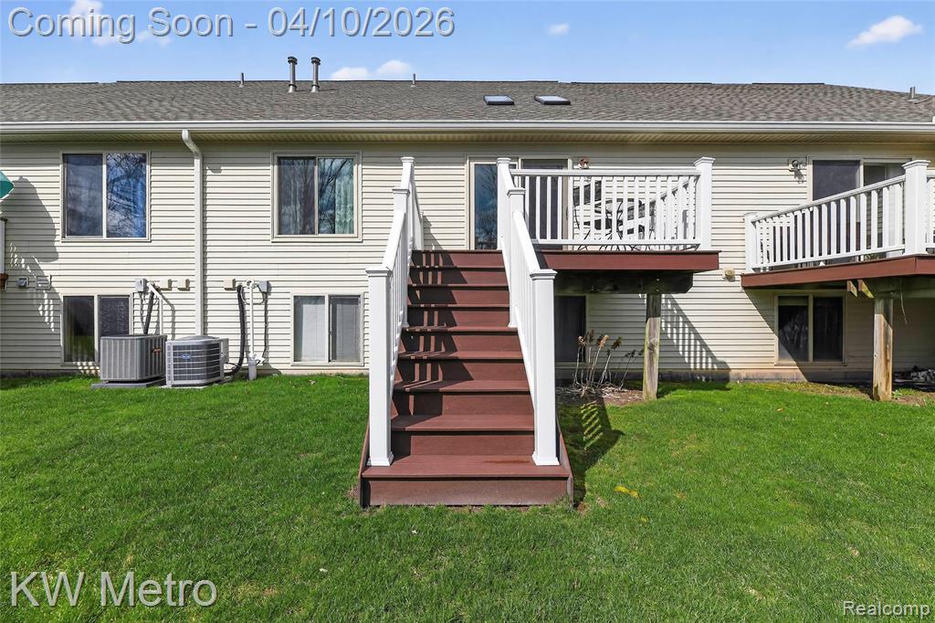 4662 Summer Ridge Drive, Howell, MI 48843 — Photo 33