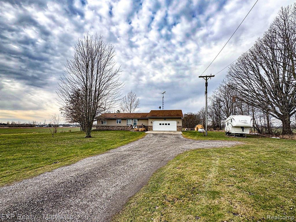 7615 WILDCAT Road, MI 48032 — front exterior