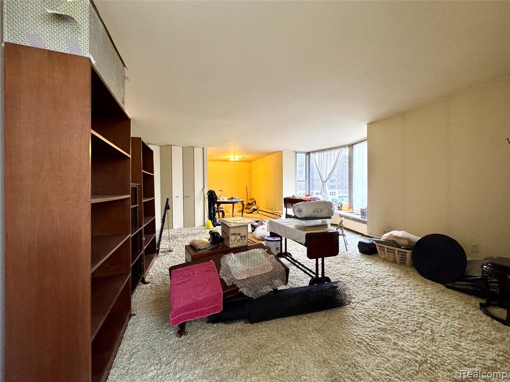 8200 E Jefferson Avenue, 404, Detroit, MI 48214 — Photo 6