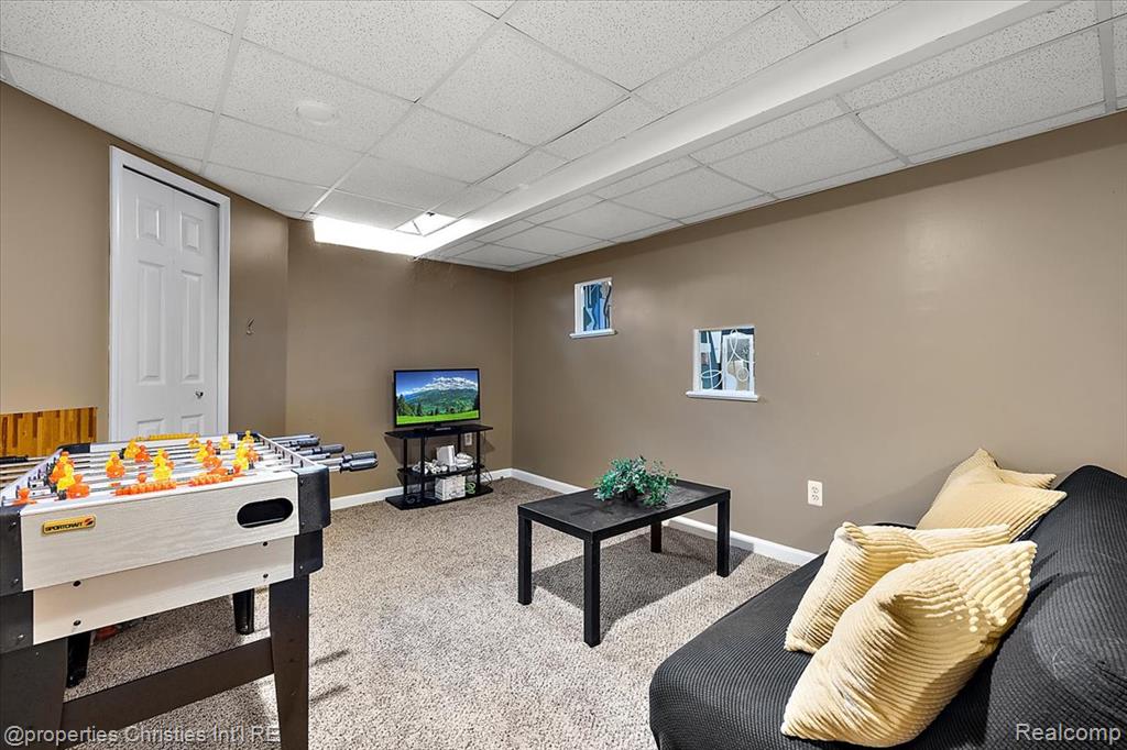 42683 Wimbleton Way, Novi, MI — Photo 36