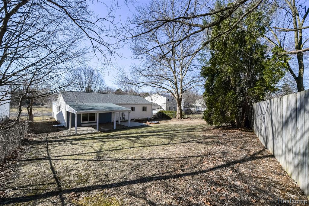 2376 COLONY Way, Ypsilanti, MI 48197 — Photo 3