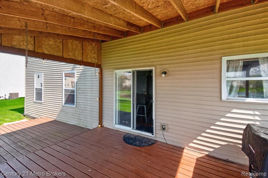 3324 Pine Run Drive, Swartz Creek, MI 48473 — Photo 39