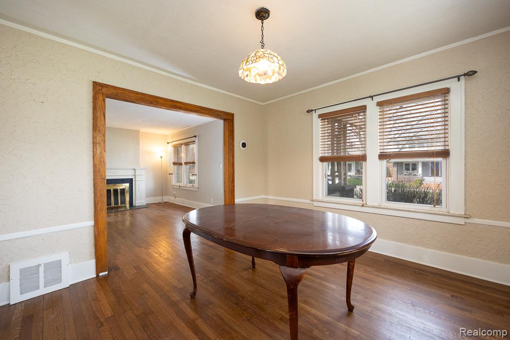 6 Kensington Boulevard, Pleasant Ridge, MI — Photo 4